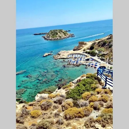 Filia's Family בית נופש *