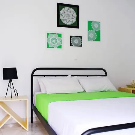 בית נופש Filia's Family *